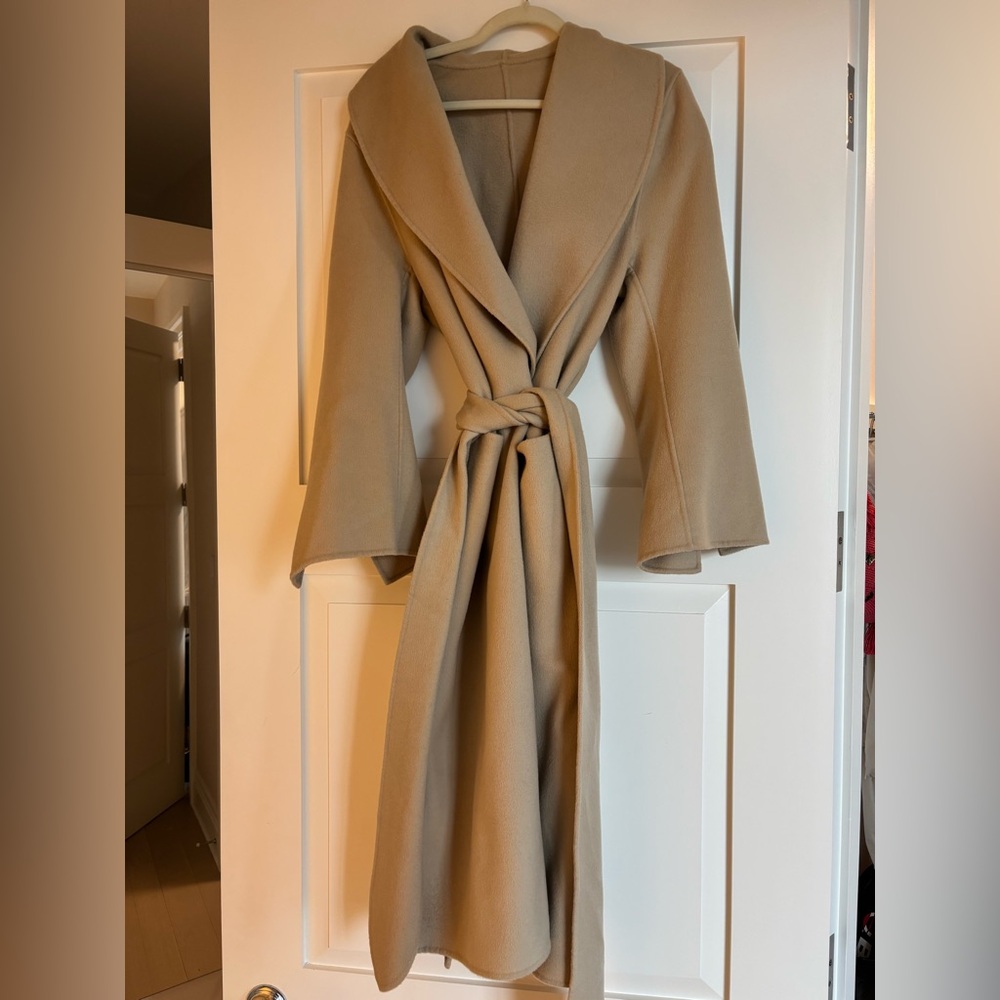 Toteme robe coat